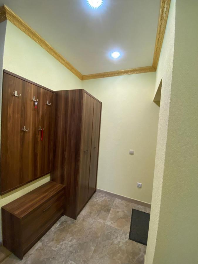 Вул Роксолани , 16 Центр 300 М До Бювету Truskavets Exterior photo